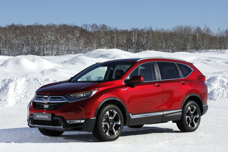 「CR-V」はプロトタイプのため、左ハンドル車が試乗車として用意された。