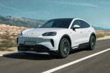 新世代「ポルシェ・カイエン」のクーペSUVバージョン「カイエン クーペ エレクトリック」受注開始