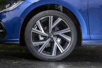 「TSI Rライン」では17インチホイールが標準装備。ホイールデザインも新しくなった。