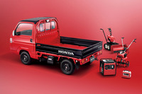 こちらは「フレームレッド×ブラック」。