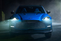 最高出力707PSの高性能モデル「アストンマーティンDBX707」が登場の画像