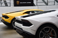 4WDの「ウラカンLP610-4」とはフロントだけでなくリアのデザインも異なっている。