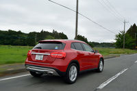 メルセデス・ベンツGLA250 4MATIC（4WD/7AT）【試乗記】の画像