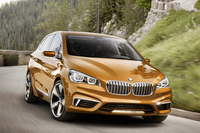 「コンセプト アクティブ ツアラー アウトドア」