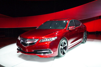 「アキュラTLX」