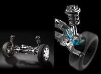 初代は「和製欧州車」とさえいわれた、ハンドリング重視の足まわりがプリメーラの伝統。フロントが、ダブルウィッシュボーンとマクファーソンストラットを融合させた新型マルチリンク式、リアはマルチリンクビームである。