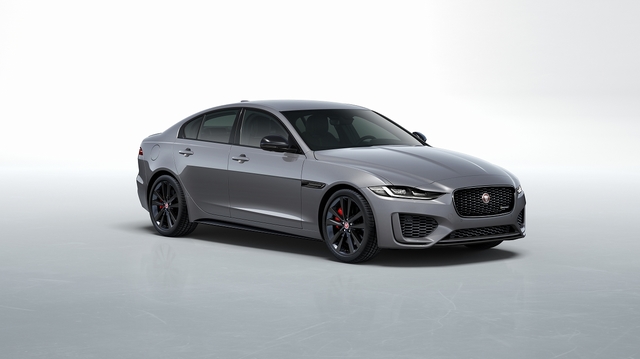 ジャガーXE」の2021年モデル登場 「R-DYNAMIC BLACK」をラインナップ