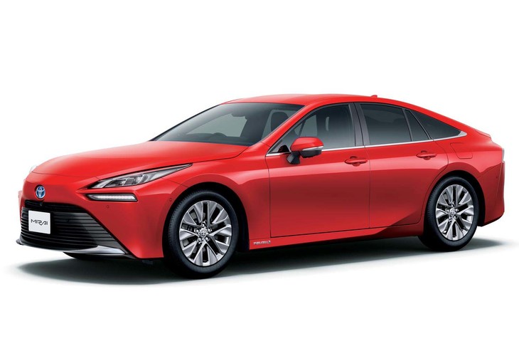 新型「トヨタ・ミライ」。水素満タンからの航続可能距離は850km（WLTCモード）と公表されている。