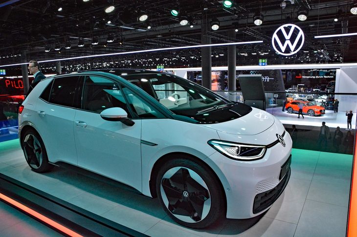 2019年のフランクフルトショーで発表されたフォルクスワーゲンのEV「ID.3」。