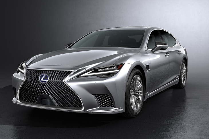 国内では2020年初冬に発売予定の「レクサスLS」のマイナーチェンジモデル。
