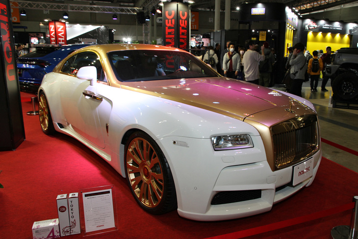 世界限定8台というノヴィテックの「ロールス・ロイス・レイス」。