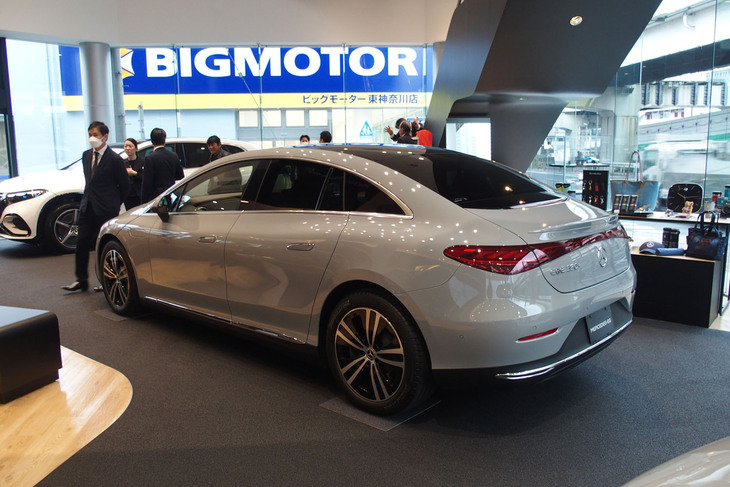 メルセデス・ベンツEQE 350＋