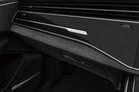 「アウディQ8」に3リッターディーゼルモデル登場　導入記念の限定モデルも発売の画像