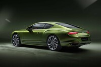 ベントレーが新世代の「コンチネンタルGT」を世界初公開　クーペ「GTスピード」とオープントップモデル「GTCスピード」を同時発表の画像