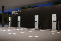 「メルセデス・ベンツ・ハイパワー・チャージング日本（MBHPCJ）」が運営する高出力急速充電拠点は、超急速充電器を開発・製造しているパワーエックスをパートナーに構築。今後2年間で、25拠点のネットワーク展開を予定している。