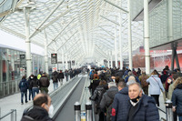 前回は8つも用意された「EICMA」のパビリオンだが、今回は5つに減少。広大な展示場の一番奥がその会場となるため、展示場の入り口から実に約15分は歩くこととなる。