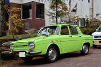 1971年「ルノー10マジョール」。モータースポーツで活躍した「8ゴルディーニ」のベースモデルである「8」のノーズとリアオーバーハングを延ばした上級版が10である。