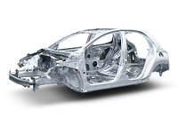 新型「ヤリス」には、新開発のコンパクトカー向けTNGAプラットフォーム（GA-B）が採用される。軽量かつ高剛性、低重心なボディーを目指して開発された。