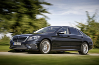 メルセデス、「S65 AMGロング」を世界初公開【東京モーターショー2013】