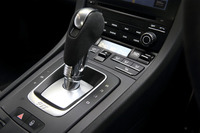 
	日本市場における「911カレラGTS」のトランスミッションはデュアルクラッチ式の7段AT（PDK）に限られる。
	