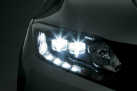 ホンダが小型クロスオーバー「ヴェゼル」を発表の画像