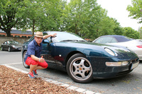 フランクフルトで2015年に行われたポルシェの愛好者ミーティングで。これは「ポルシェ968」とオーナー。「ポップアップライトもこのクルマの魅力だ」と語った。