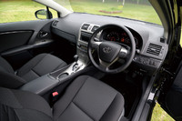 新型「トヨタ・アベンシス」、ワゴンのみ発売の画像