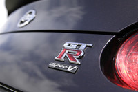 スペックVは、月に30台程度しか生産できないという。