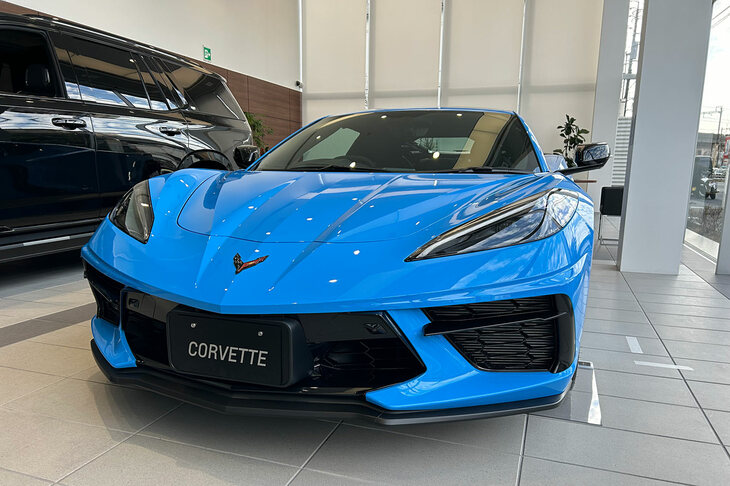 ショールームのスペースは以前の3倍に。最大6台が展示できる。