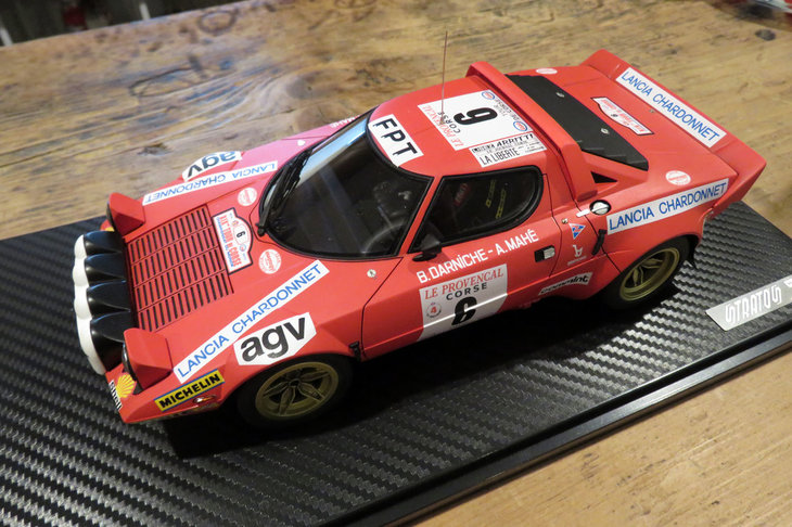 「ランチア・ストラトス」のミニカー。今回お披露目された赤い「the STR」は、最終的にはこのミニカーのような姿となる予定。