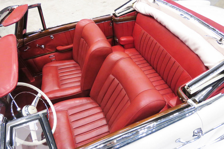 メルセデス・ベンツ W180／220C ポントンカブリオレ（1959年）／シルバースター