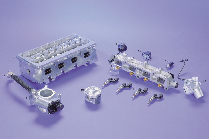 1999年に「フォルクスワーゲン・ポロ」に採用された筒内直接燃料噴射装置。直噴システムは、ターボとともに今日のTSIエンジンを支える重要な柱となっている。