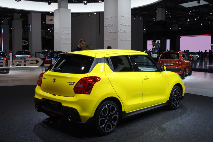 エンジンは1.4リッター直4直噴ターボで、140psの最高出力と、230Nmの最大トルクを発生する。