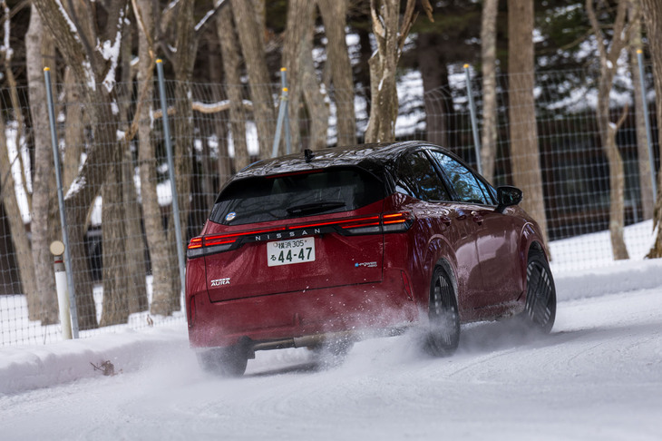 日産ノート オーラG FOUR