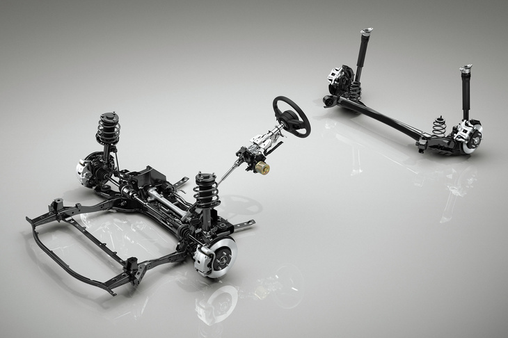 足まわりについては、リアサスペンションの形式がマルチリンクからトーションビームへと変更されたことが大きなトピック。シンプルなサスペンション形式となったが、横方向の剛性感や動きのスムーズさはむしろ向上している。