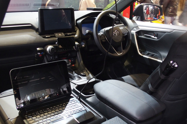 RAV4“5D ADVENTURE 2022”（インテリア）