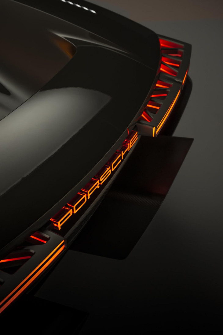 ポルシェ・ミッションX（リアコンビランプ）