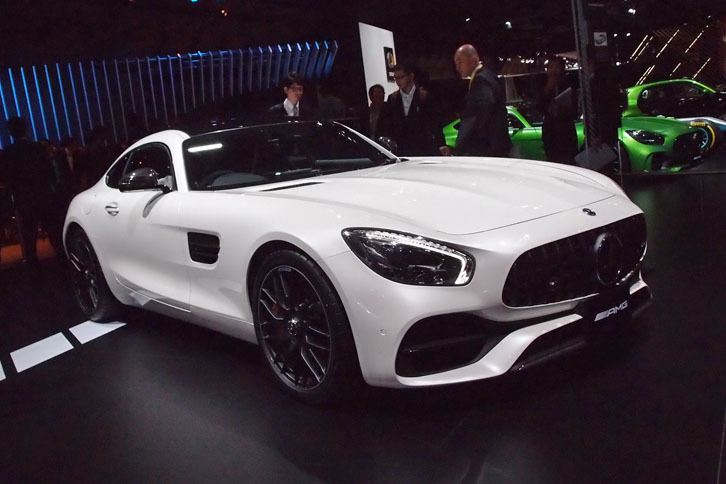 メルセデスAMG GT S
