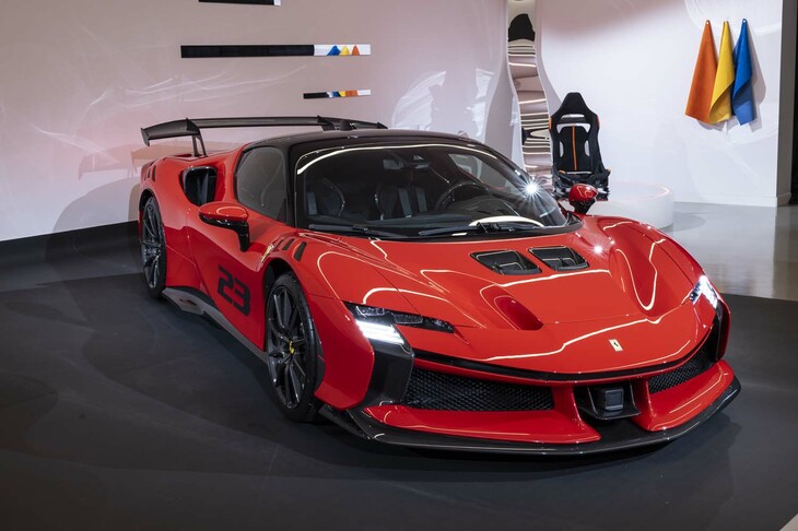 フェラーリSF90 XXストラダーレ