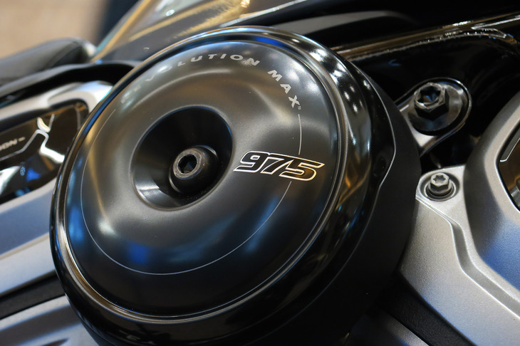 ハーレーダビッドソン・ナイトスター（エアクリーナーカバー）