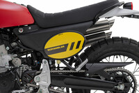 ファンティックから新型「キャバレロ」登場　イタリア発のスタイリッシュなスクランブラーモデルの画像