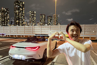 つい最近までアンビエントライトを「邪道！」と断じていたが、「Eクラス」に備わる「オーディオと同調」機能を体験してすべてが変わった。これはフェラーリエンジンの陶酔と同レベルで最高である。願わくばすべてのメルセデスに装備してほしい。