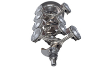 高回転を可能にするフラットプレーンのクランクシャフト。