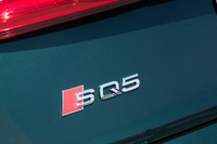 アウディSQ5