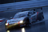 大雨のGT500クラス第1レースを制した、No.1 S Road REITO MOLA GT-R。ドライバーはロニー・クインタレッリ。