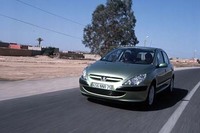 プジョー307 2.0（5MT）【海外試乗記】の画像