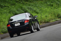 
	「アリオン」のJC08モード燃費は、グレードにより14.8km/リッターから19.2km/リッターまで。1.5リッターのFF車は、最も優れた値を示す。
	