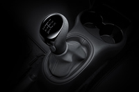 5段MTのシフトノブ。