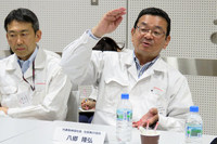 八郷社長は今後の本田について「（世界生産）500万台の規模で生き延びていきたい」「四輪も二輪も汎用（はんよう）機器もやっているのがホンダの強み。新しいモビリティーを提案できたらと考えている」と述べた。