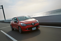 ルノー・ルーテシア インテンス